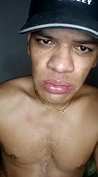 Snapshot of megan_milf79 chatting on 03-19-25, 04:36 megan milf79 online show from 03-19-25, 04:36