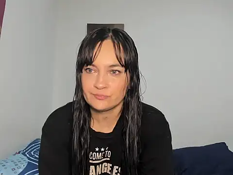 Snapshot of megan_milf79 chatting on 10-24-25, 02:46 megan milf79 online show from 10-24-25, 02:46