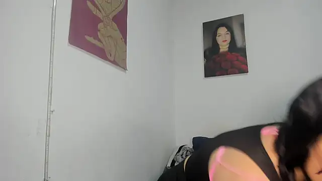 Snapshot of megan_milf79 chatting on 11-18-25, 12:05 megan milf79 online show from 11-18-25, 12:05