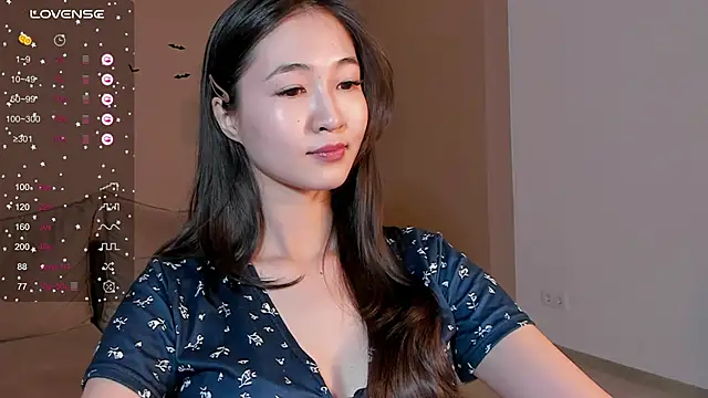 SeulBi online show from 10-29-25, 12:29