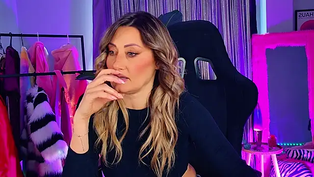SarahAlluring online show from 05-02-26, 01:27