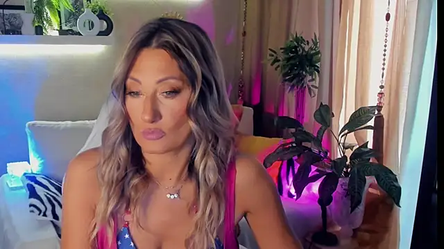 SarahAlluring online show from 06-29-26, 07:25