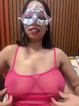 Snapshot of lustyindiancouple chatting on 03-21-25, 06:51 lustyindiancouple online show from 03-21-25, 06:51