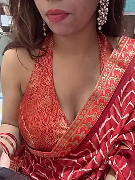 Snapshot of lustyindiancouple chatting on 06-30-26, 01:45 lustyindiancouple online show from 06-30-26, 01:45