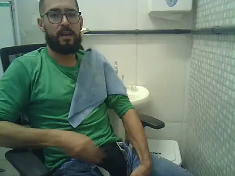 Snapshot of pdasgyn chatting on 05-14-26, 02:24 pdasgyn online show from 05-14-26, 02:24