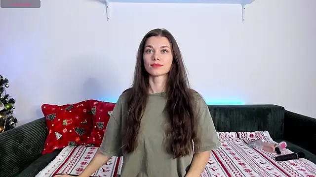 Eva McCoy online show from 12-15-25, 09:46