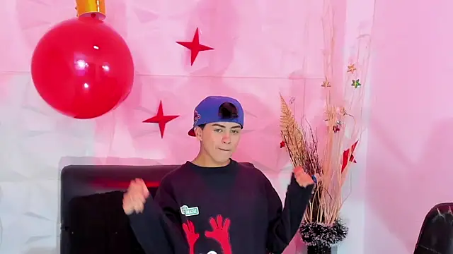 Sam Daves online show from 12-19-25, 01:18