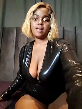 Snapshot of LustyDeziree1 chatting on 03-11-25, 07:58 LustyDeziree1 online show from 03-11-25, 07:58