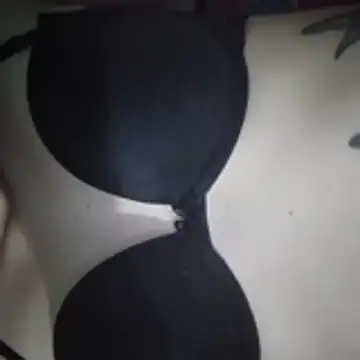 VictoriaLuxe online show from 12-18-25, 02:50