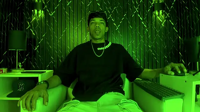 Gregory Sforza online show from 12-17-25, 06:25