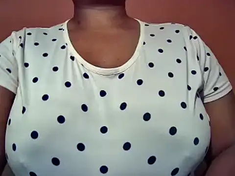 Snapshot of sexyamanda_ chatting on 12-26-24, 03:53 sexyamanda online show from 12-26-24, 03:53