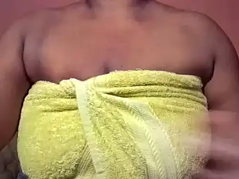Snapshot of sexyamanda_ chatting on 02-04-25, 05:53 sexyamanda online show from 02-04-25, 05:53
