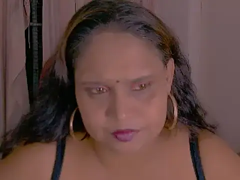 clover cams1874 online show from 03-18-25, 04:48