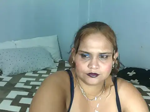 clover cams1874 online show from 09-09-25, 06:07