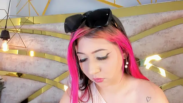 Sofiia Rossee  online show from 02-09-26, 07:51