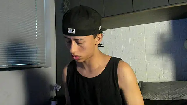 labrinthteasing online show from 03-22-26, 02:09