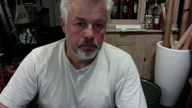Snapshot of Berg_Boy chatting on 09-14-25, 09:14 Berg Boy online show from 09-14-25, 09:14