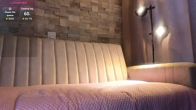 Hecate gh online show from 10-17-25, 08:55