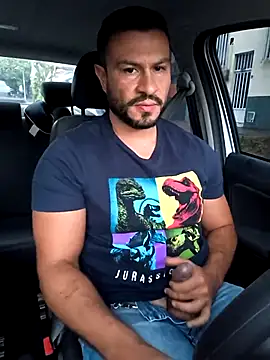 Snapshot of sexylandcool chatting on 03-16-25, 12:00 sexylandcool online show from 03-16-25, 12:00