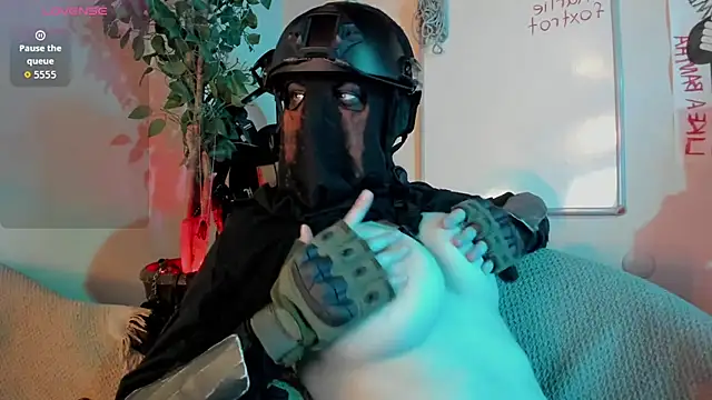 Snapshot of cos_operator chatting on 11-05-25, 07:47 cos operator online show from 11-05-25, 07:47