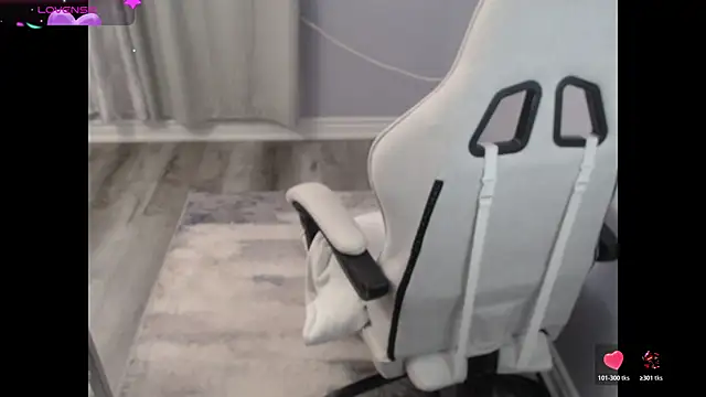 BellaStar84 online show from 10-22-25, 12:49