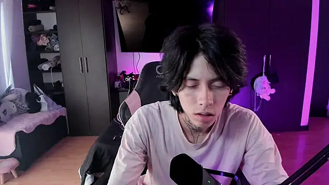 xIce Boy online show from 12-22-25, 12:57