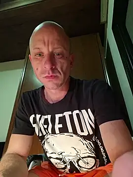 Snapshot of svenpfeifer chatting on 07-11-26, 11:50 svenpfeifer online show from 07-11-26, 11:50