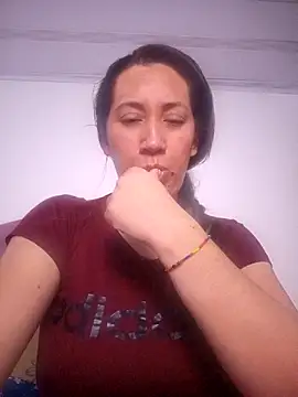 Snapshot of melany-92xxx chatting on 05-05-26, 02:08 melany-92xxx online show from 05-05-26, 02:08