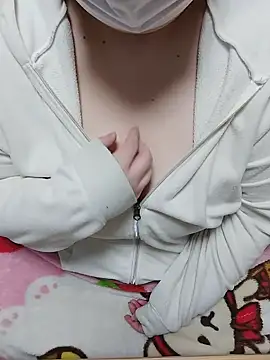 Snapshot of sakusaku_00123 chatting on 03-12-25, 02:12 sakusaku 00123 online show from 03-12-25, 02:12