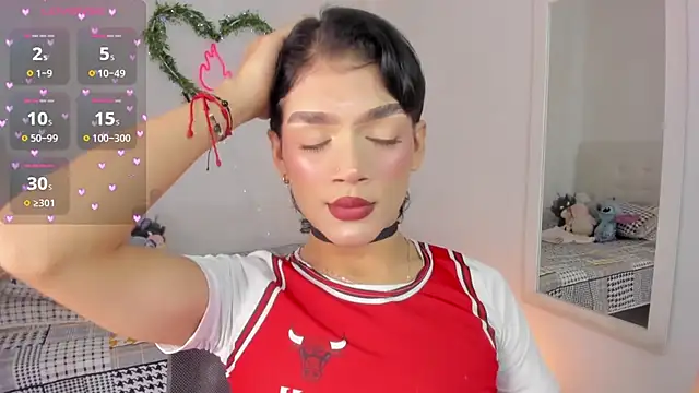 Snapshot of Brithanycullen chatting on 03-25-26, 03:12 Brithanycullen online show from 03-25-26, 03:12