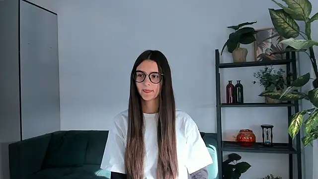 Snapshot of SunnCoote chatting on 03-12-25, 01:40 SunnCoote online show from 03-12-25, 01:40