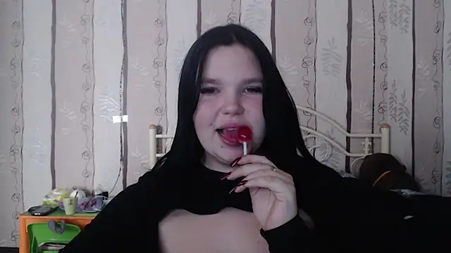 Victoriakot online show from 03-18-25, 08:36