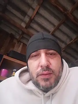 Snapshot of yourflowerpink chatting on 12-05-25, 07:06 yourflowerpink online show from 12-05-25, 07:06