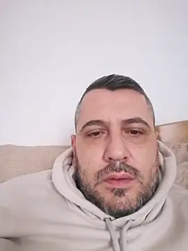 Snapshot of yourflowerpink chatting on 12-14-25, 08:52 yourflowerpink online show from 12-14-25, 08:52