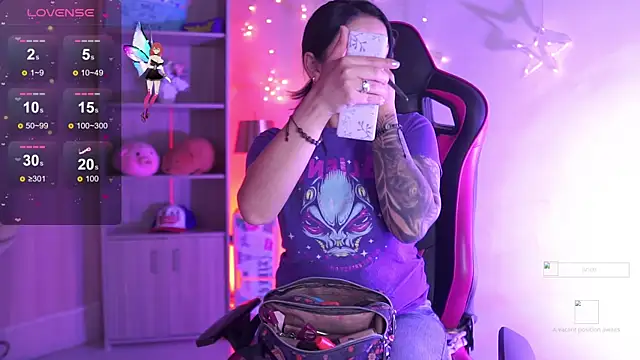 Madison Mayer online show from 11-07-25, 12:49