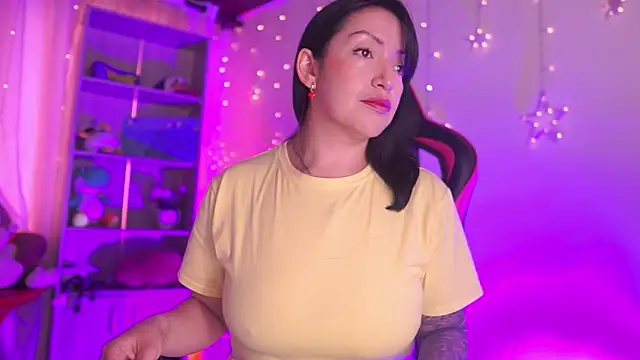 Madison Mayer online show from 04-20-26, 12:52