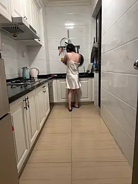 aa520uv online show from 10-01-25, 02:23