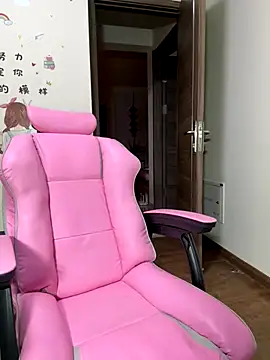 aa520uv online show from 10-15-25, 04:29