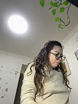 aa520uv online show from 03-24-26, 02:55