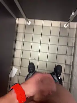 Snapshot of wassermann8484 chatting on 10-31-25, 11:55 wassermann8484 online show from 10-31-25, 11:55