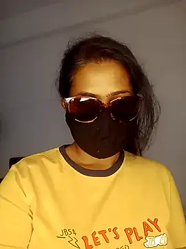 Snapshot of sohona101 chatting on 03-18-25, 03:42 sohona101 online show from 03-18-25, 03:42