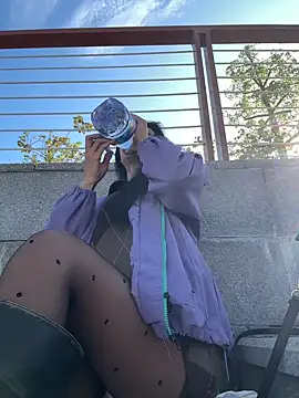 Snapshot of linger-23 chatting on 12-23-25, 06:55 linger-23 online show from 12-23-25, 06:55