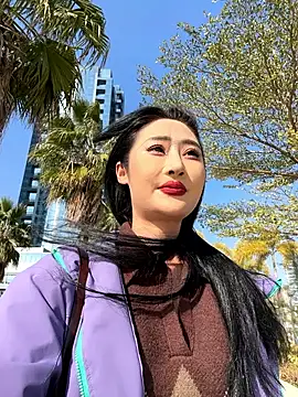 Snapshot of linger-23 chatting on 01-10-26, 06:26 linger-23 online show from 01-10-26, 06:26