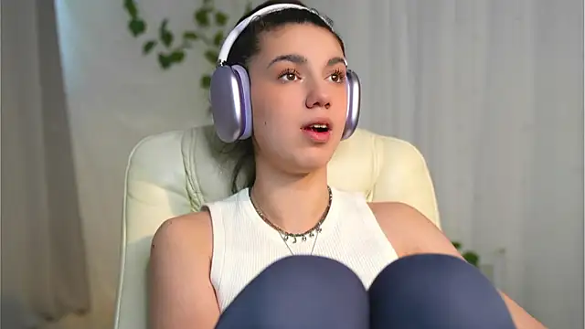 mystica  online show from 03-17-25, 10:06