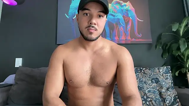 Snapshot of highlatin_guysoficial chatting on 05-12-26, 04:04 highlatin guysoficial online show from 05-12-26, 04:04