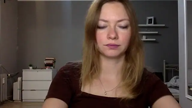 Snapshot of MillieShow chatting on 11-11-25, 09:48 MillieShow online show from 11-11-25, 09:48