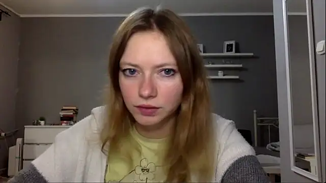 Snapshot of MillieShow chatting on 12-01-25, 09:53 MillieShow online show from 12-01-25, 09:53