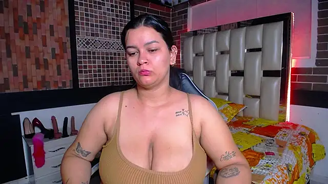 Snapshot of kriss_sweetboobs10 chatting on 09-14-25, 10:58 kriss sweetboobs10 online show from 09-14-25, 10:58