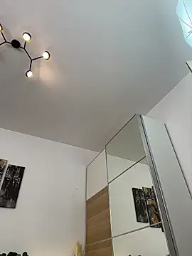 Snapshot of CelineReys chatting on 12-16-25, 06:35 CelineReys online show from 12-16-25, 06:35