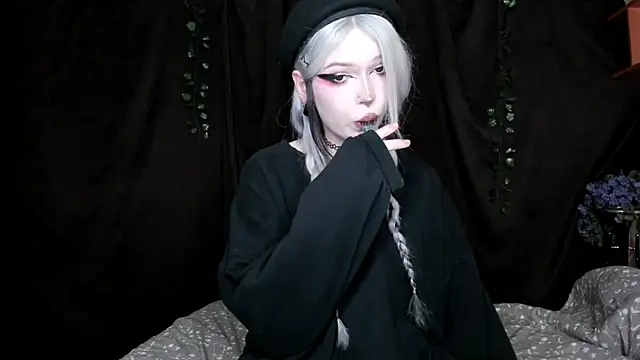 Snapshot of amelia_mays_xx chatting on 11-26-25, 04:41 amelia mays xx online show from 11-26-25, 04:41